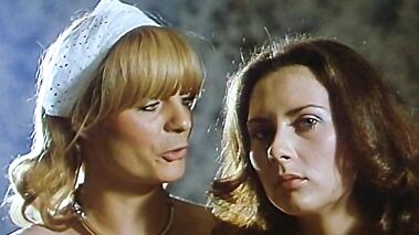 Les Bas De Soie Noire. Sc.1