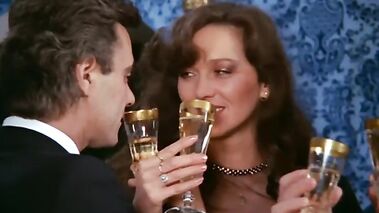 Parfums De Lingeries Intimes. Sc.4