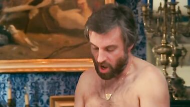 Parfums De Lingeries Intimes. Sc.4