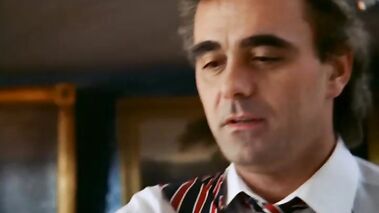 Parfums De Lingeries Intimes. Sc.4