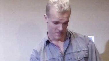 Swingin Around. Sc.2