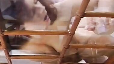 Swingin Around. Sc.2