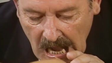 Les Culottes De Charlotte. Sc.2