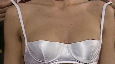 Les Culottes De Charlotte. Sc.2