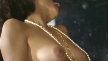 Attention! Fillettes. Sc.2