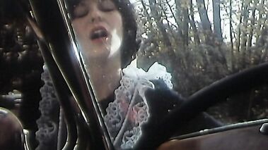 Bon chic, bon genre, mais... salopes. Sc.1