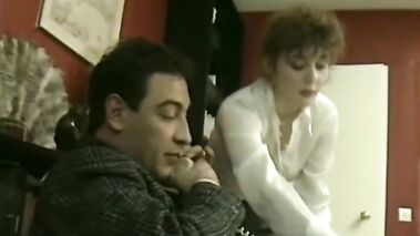 La femme en noir. Sc.1