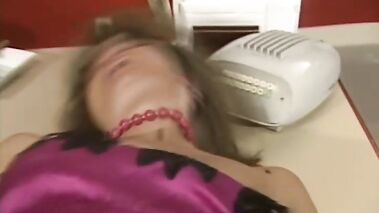 Les Charmes Secrets De Miss Todd. Sc.2