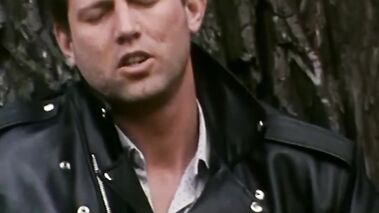 Orgasmes sur le Danube (Orgasmi sul Danubio). Sc.3