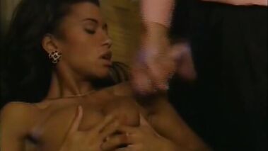 Tout le monde dit oui. Sc.1