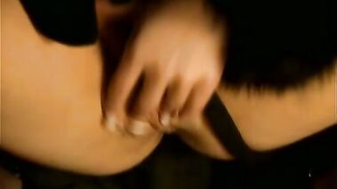 L'obsession de Laure. Sc.5