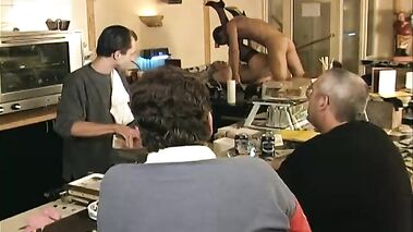 Paris-Amsterdam capitales du sexe. Sc.3