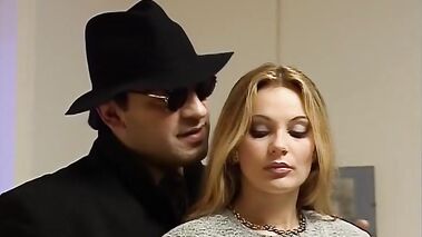 Les nuits de la presidente. Sc.4