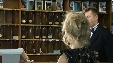 Hotel Du Desir. Sc.1